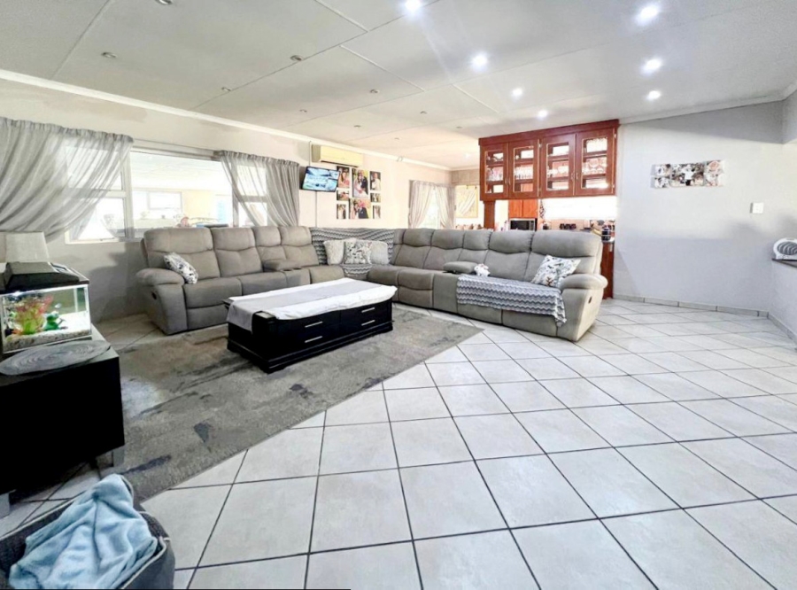 4 Bedroom Property for Sale in Sasolburg Free State